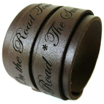 Bracelet cuir marron personnalisé - 1974