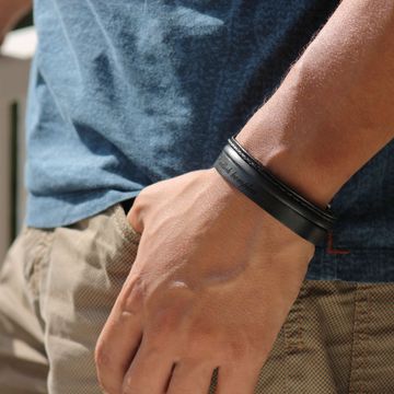 Bracelet cuir noir personnalisé - 2005